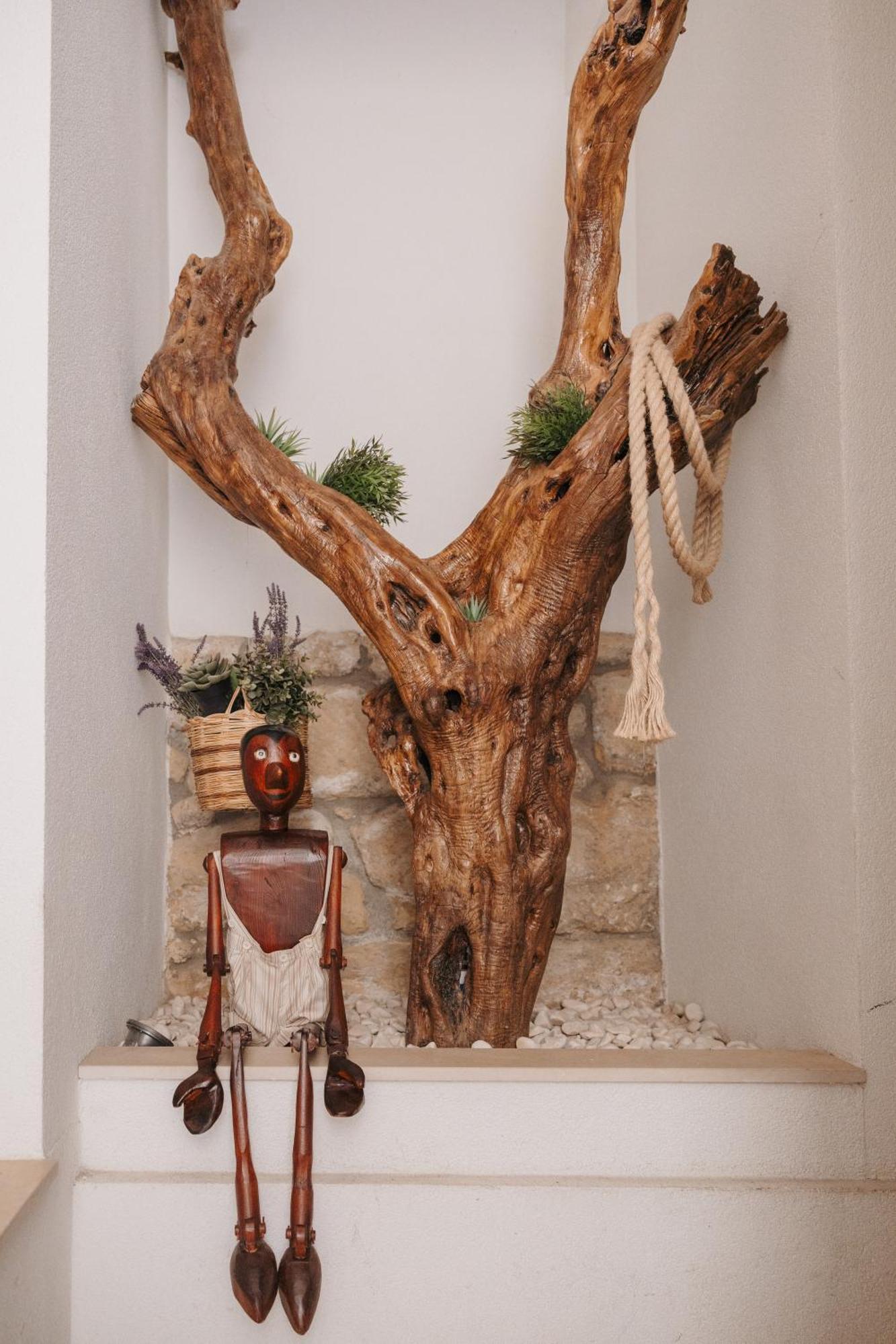La Casa Di Pinocchio Hotel Ена Екстериор снимка
