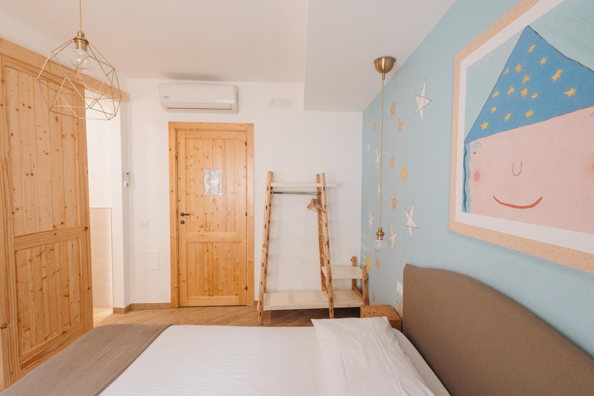 La Casa Di Pinocchio Hotel Ена Екстериор снимка